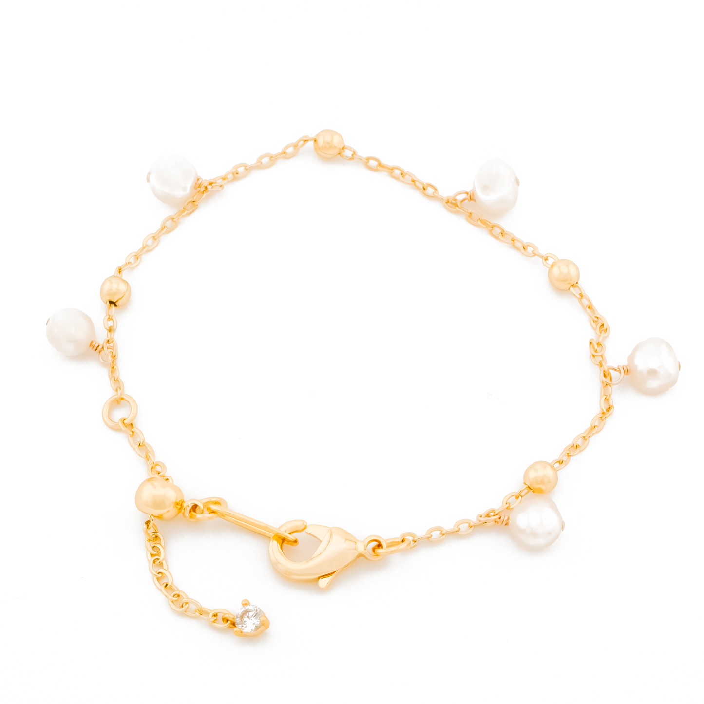 baroque pearl on 14k gold-filled chain bracelet on a white background.